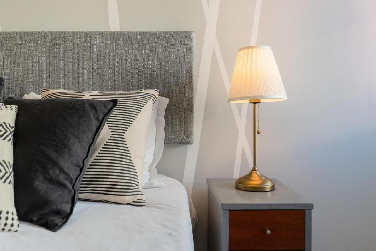 Designer Flats In Lapa By Lovelystay Lissabon Exterior foto