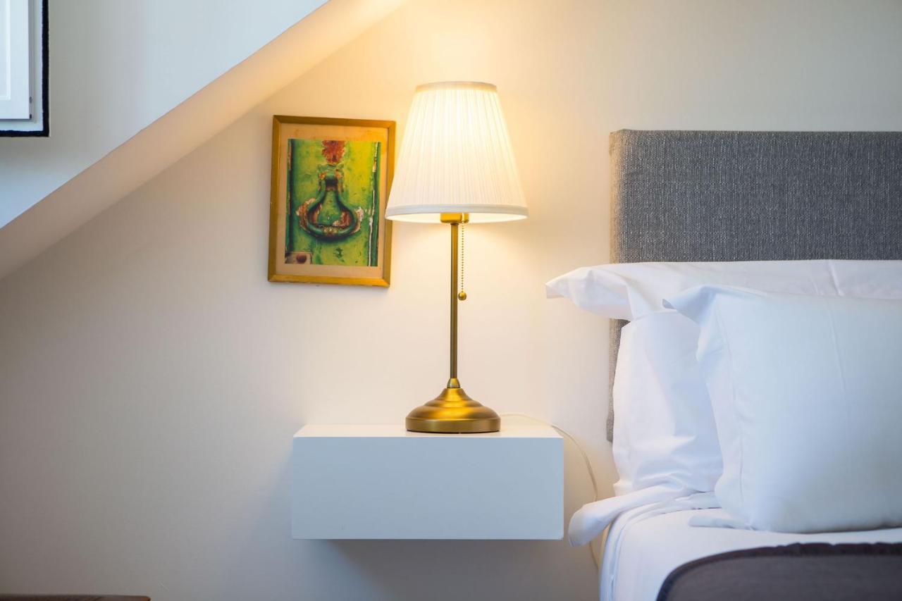 Designer Flats In Lapa By Lovelystay Lissabon Exterior foto
