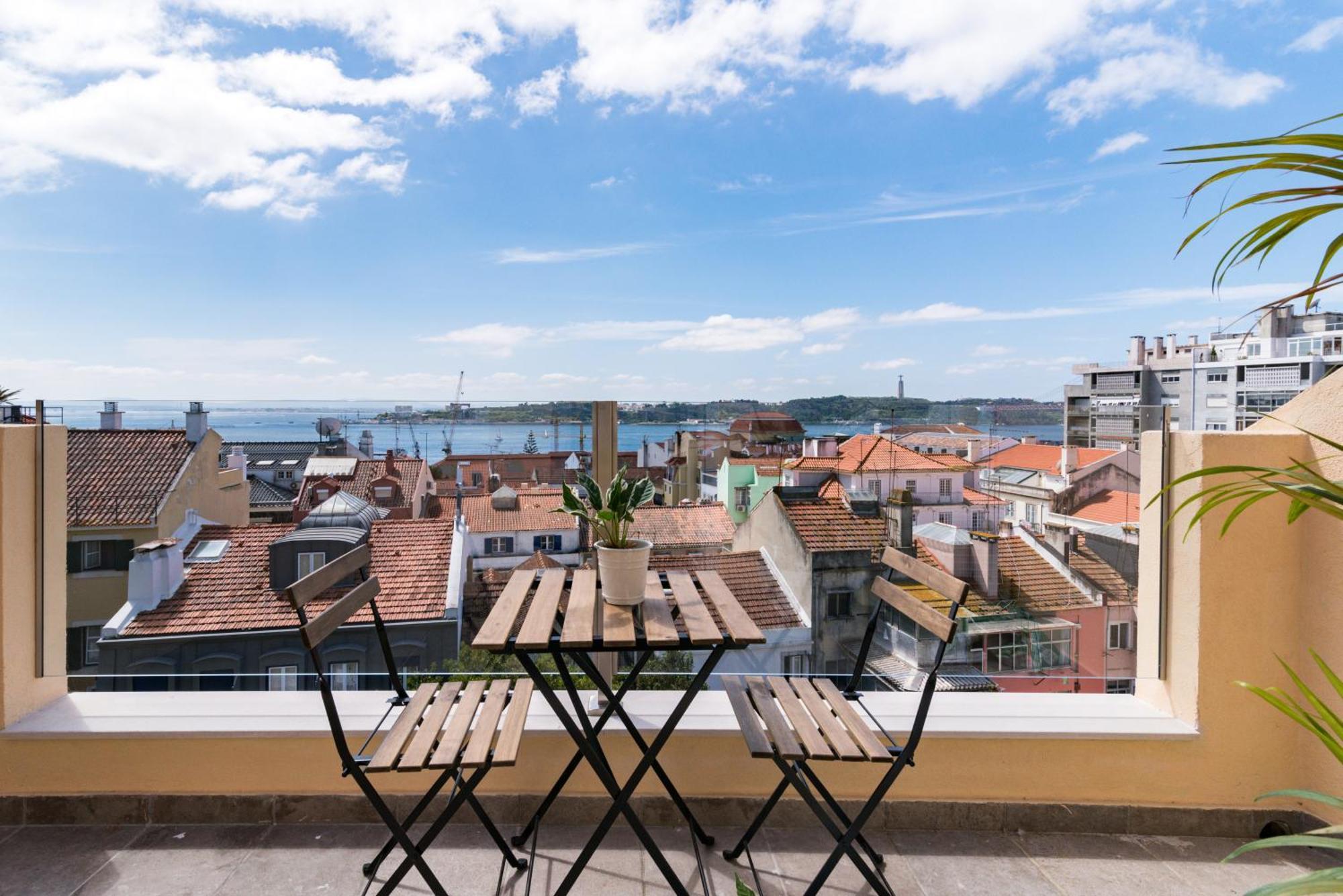 Designer Flats In Lapa By Lovelystay Lissabon Exterior foto